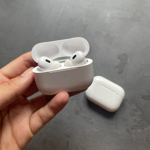 Airpods Pro 2 , 2nd generation With Wireless Charging